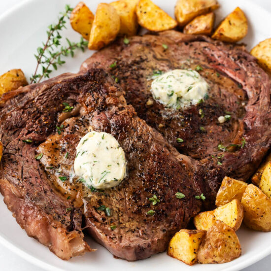 How to Cook Steak in the Oven