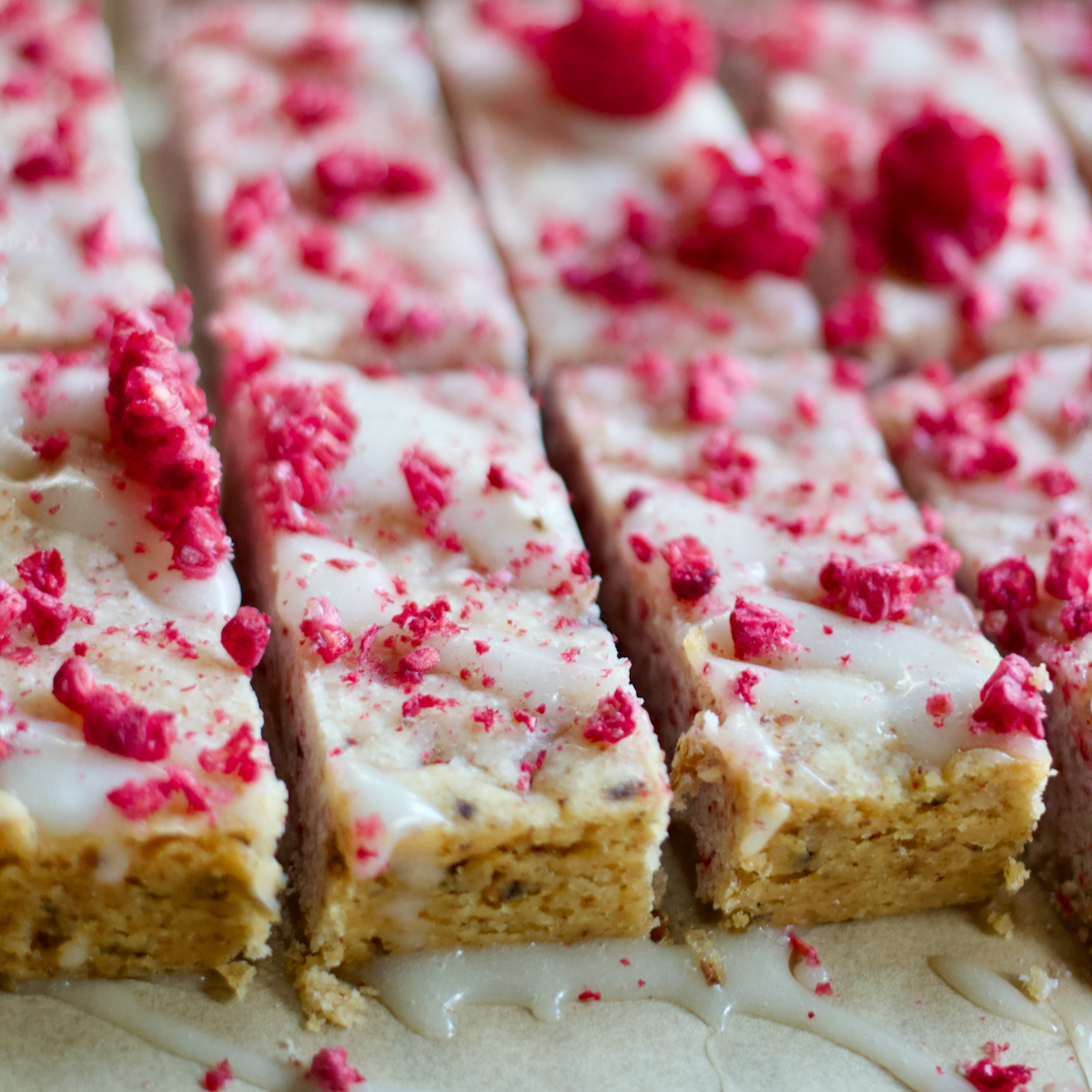 Raspberry Shortbread Cookies