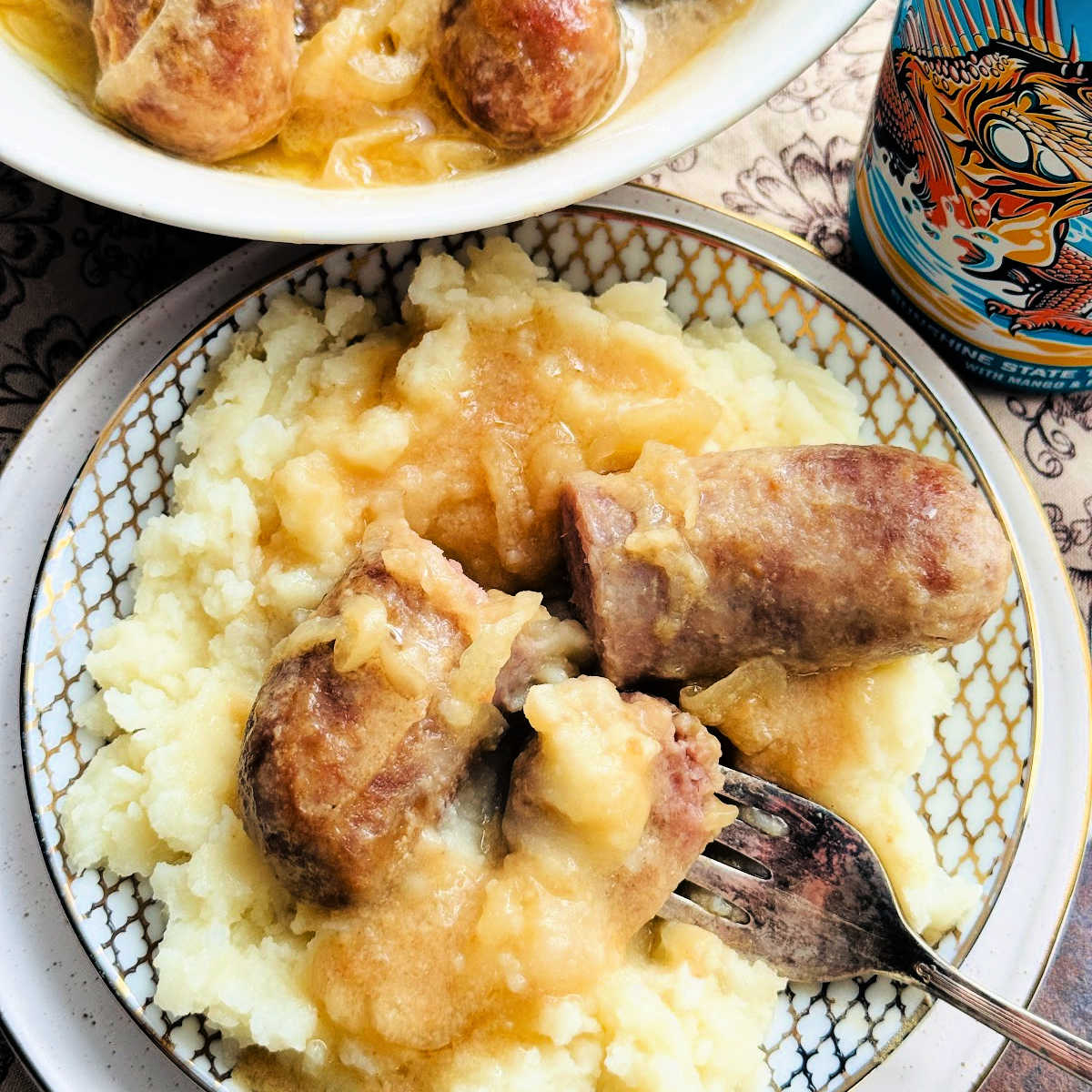Slow Cooker Beer Brats