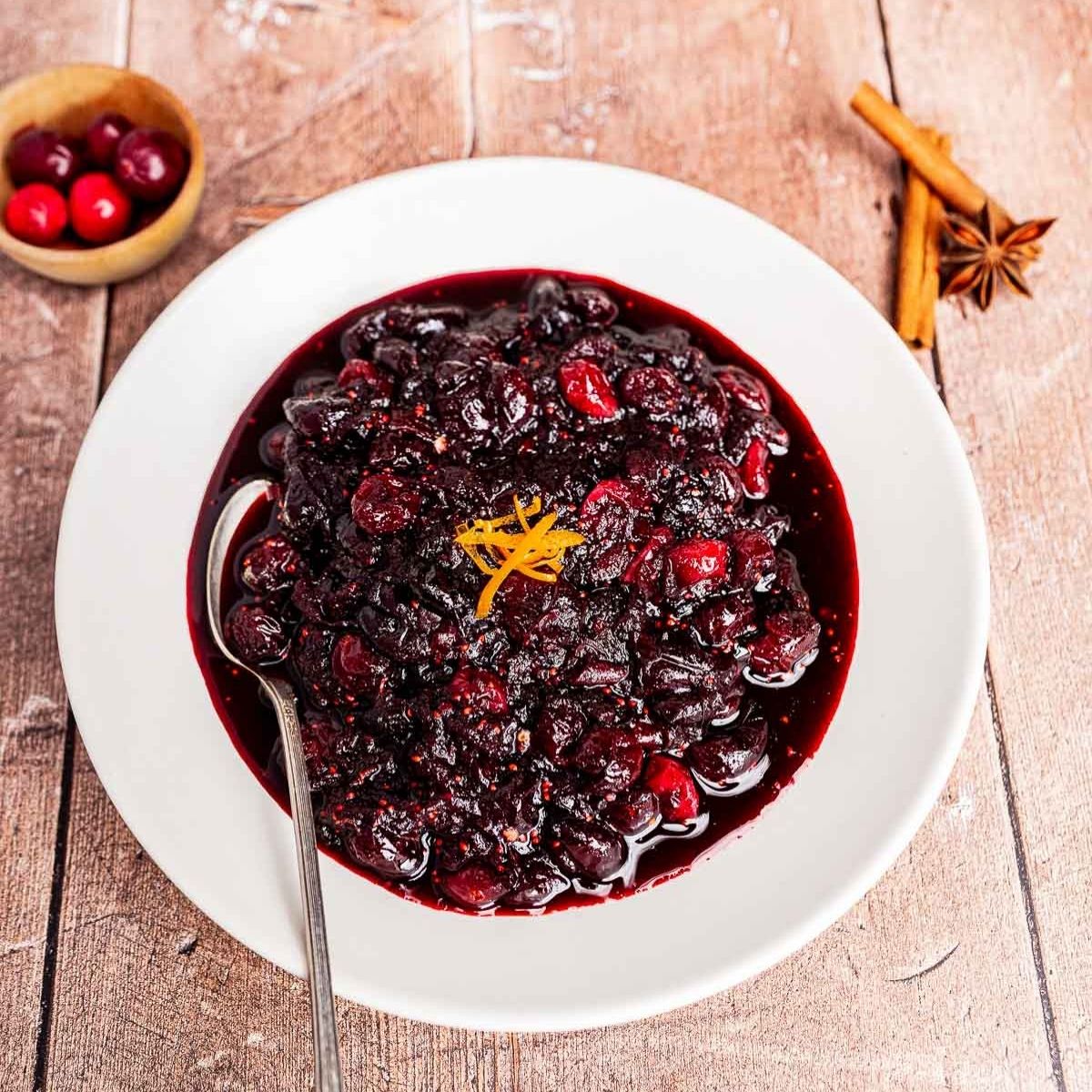 Easy Spiced Cranberry Chutney