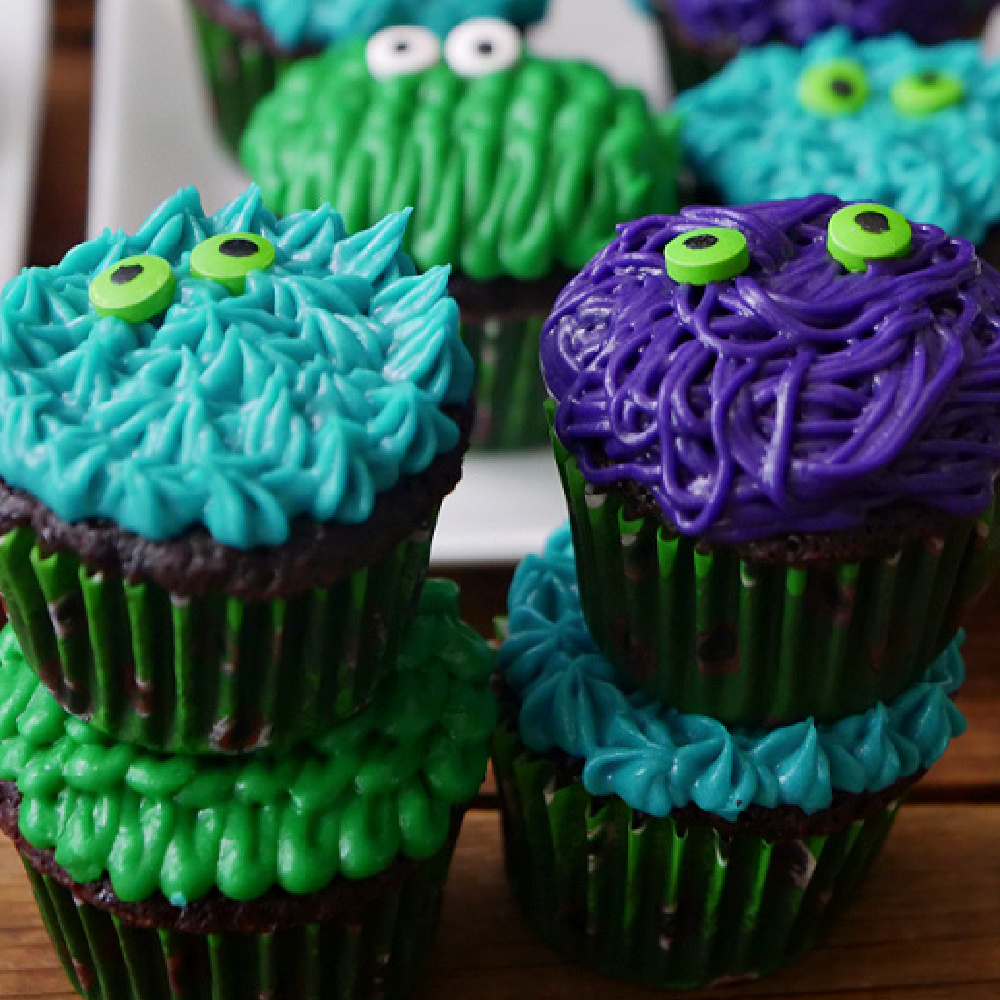 Mini Halloween Cupcakes