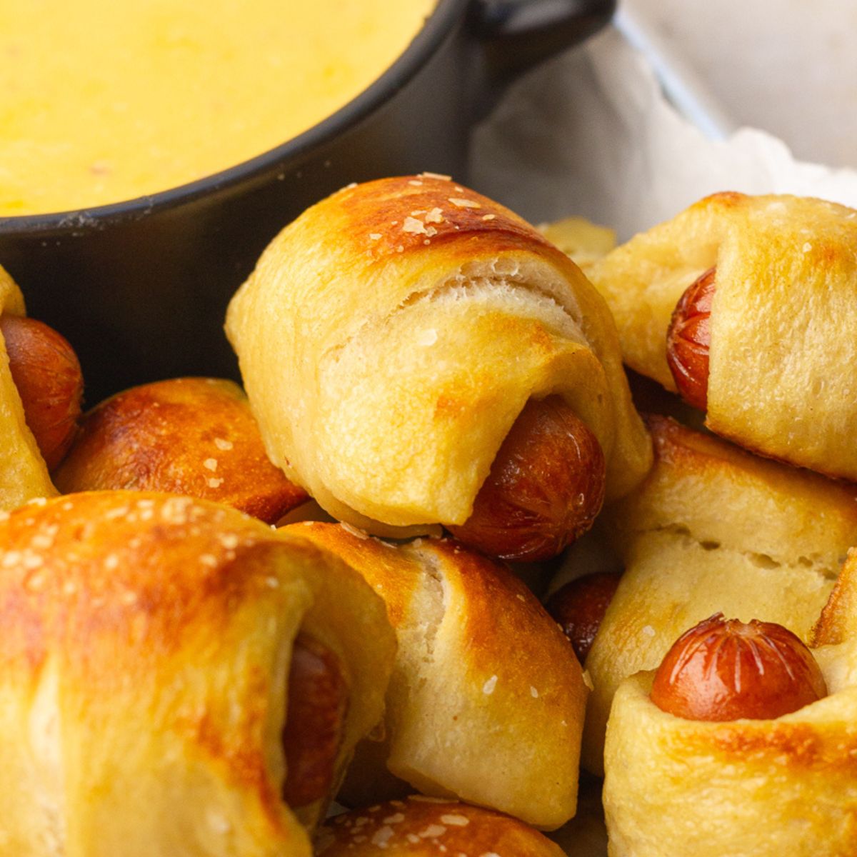 Easy Mini Pretzel Dogs