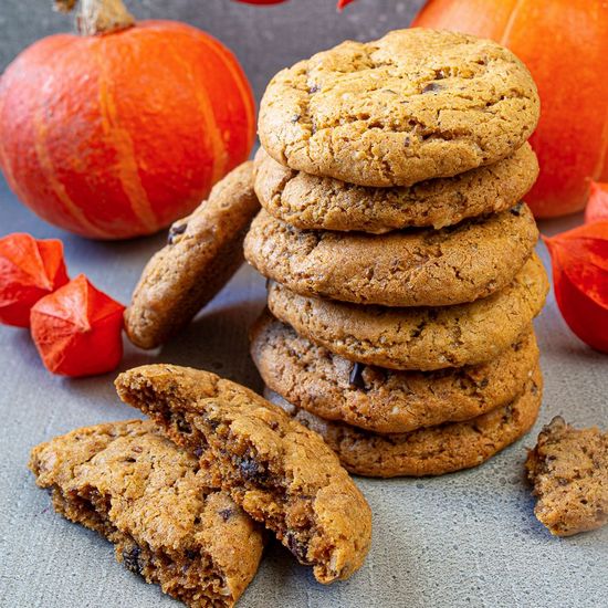 Pumpkin Chocolate Chip Nut Cookies