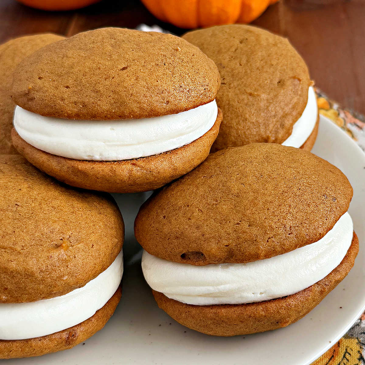 Pumpkin Whoopie Pies