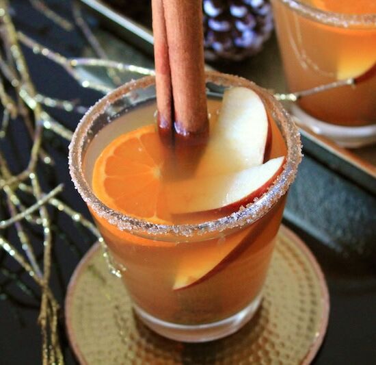 Spiced Cider Hot Christmas Drinks