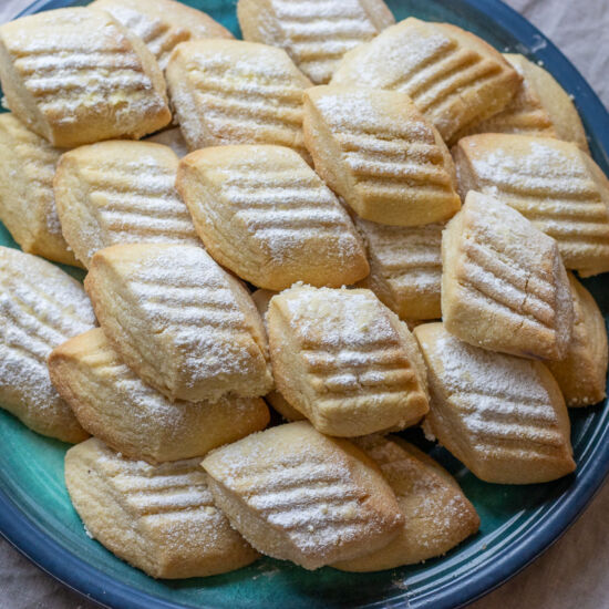 Turkish Flour Cookies