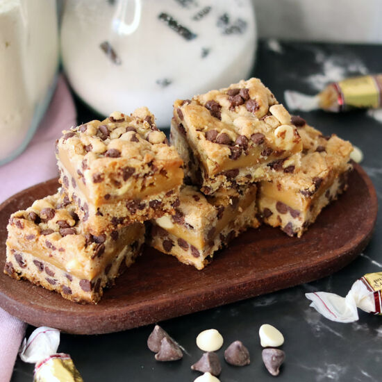 Caramel Chip Bars