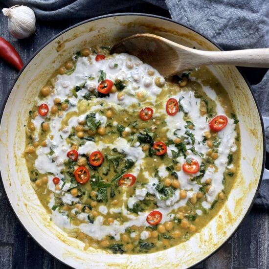 Coconut and Spinach Chickpea Curry
