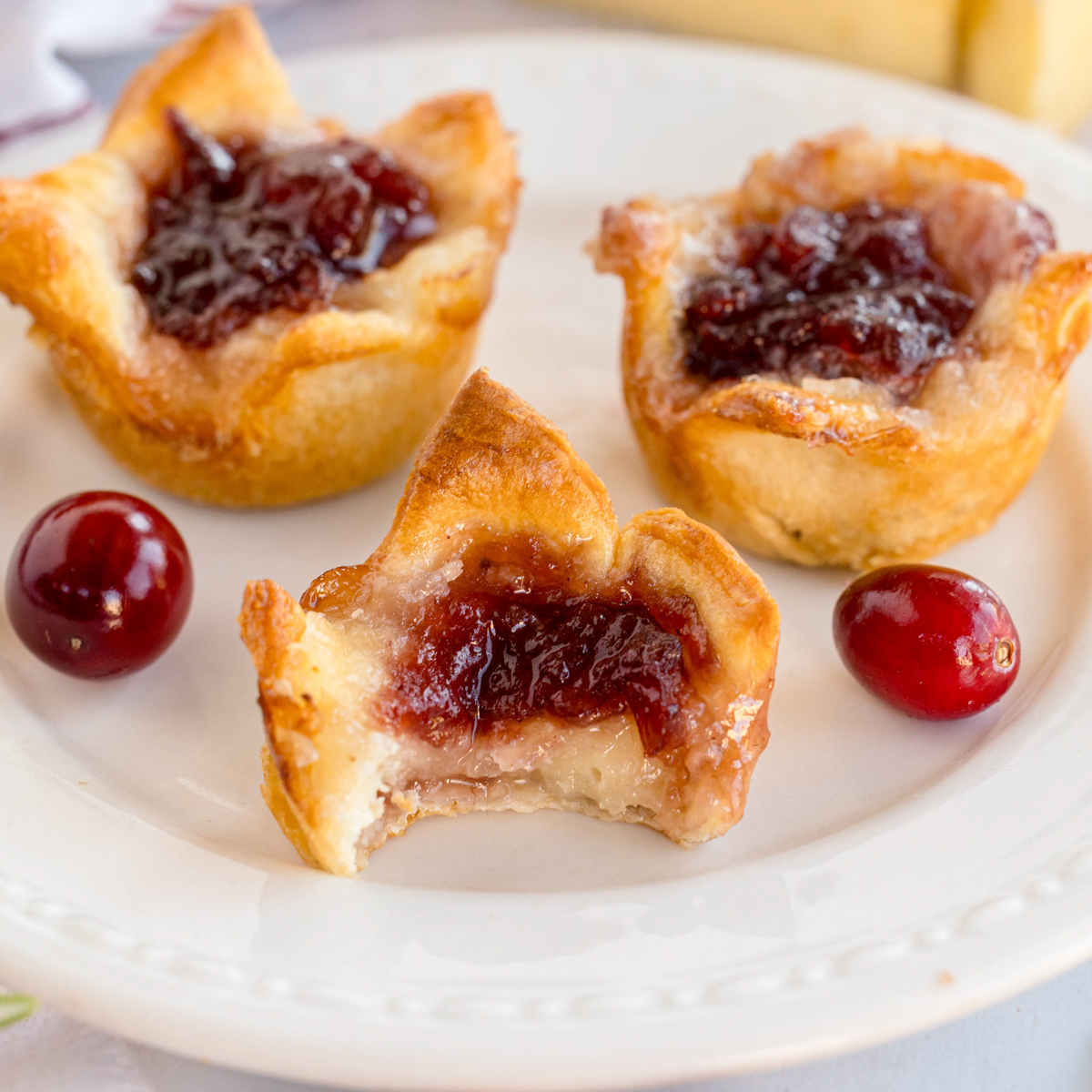 Cranberry Brie Bites
