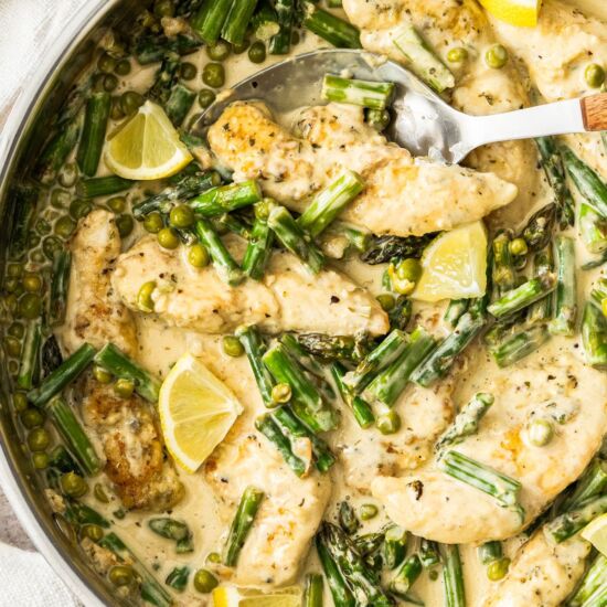 Creamy Chicken with Asparagus