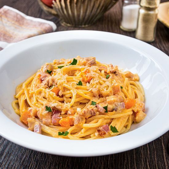 Creamy Pumpkin and Bacon Pasta