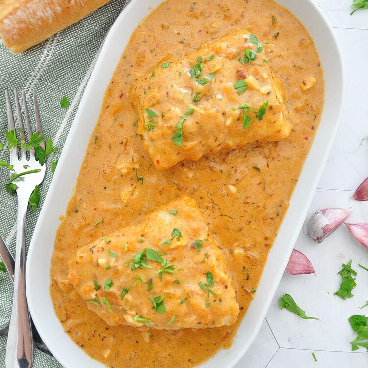 Fish Fillets in Paprika Sauce