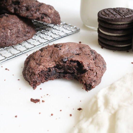Chocolate Cookies & Cream Cookies