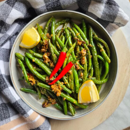 Fiery Garlic Green Beans
