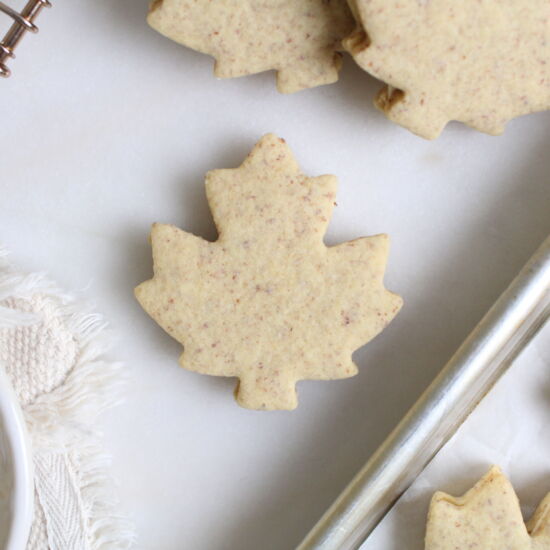 Maple Leaf Sandwich Cookies
