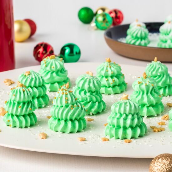 Meringue Christmas Trees