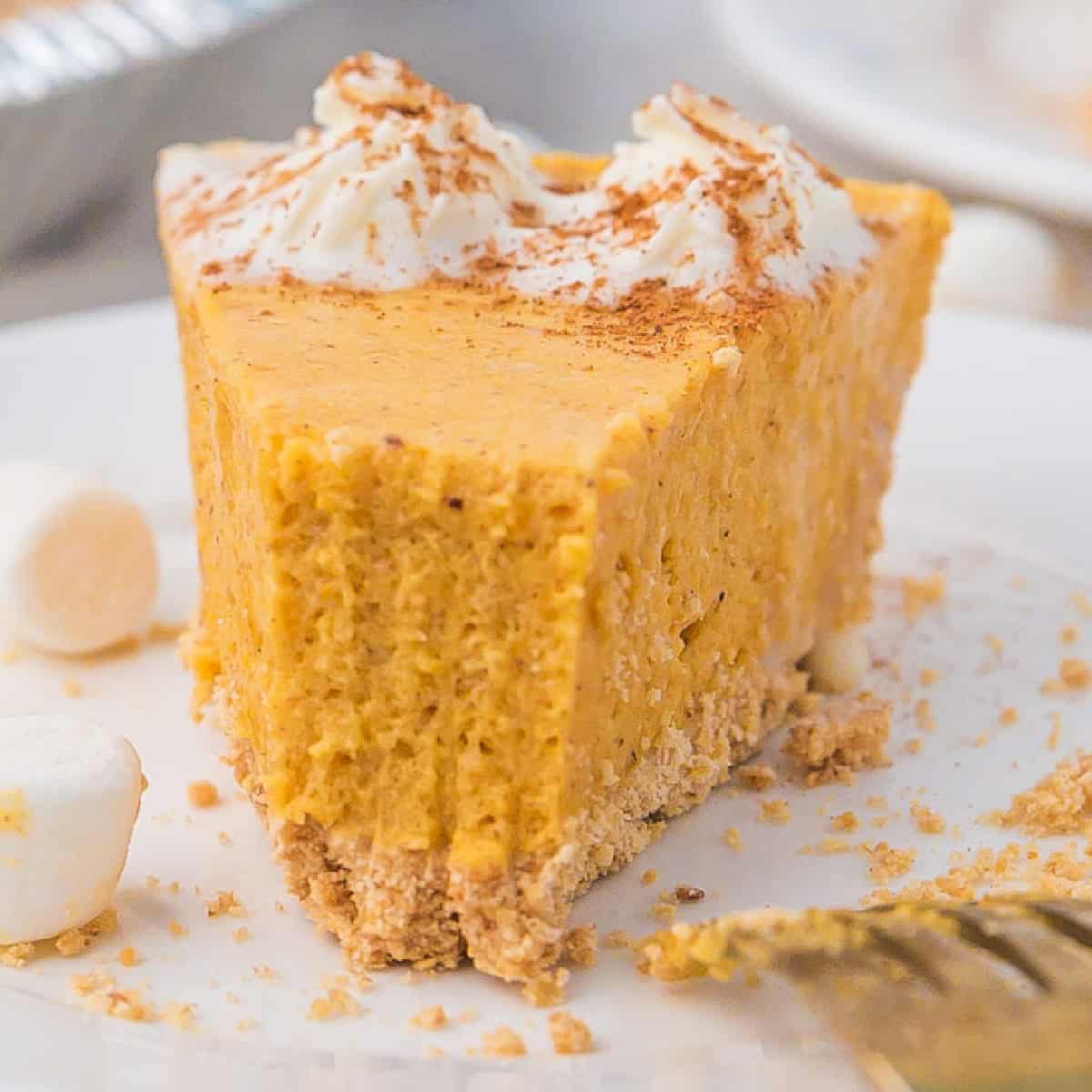 Pumpkin Marshmallow Pie (No Bake!)