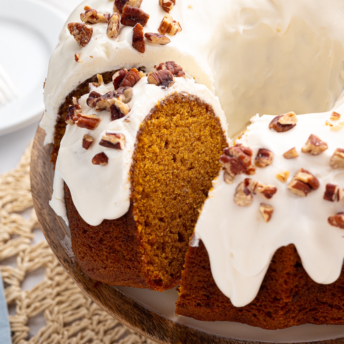 Easy Pumpkin Bundt Cake