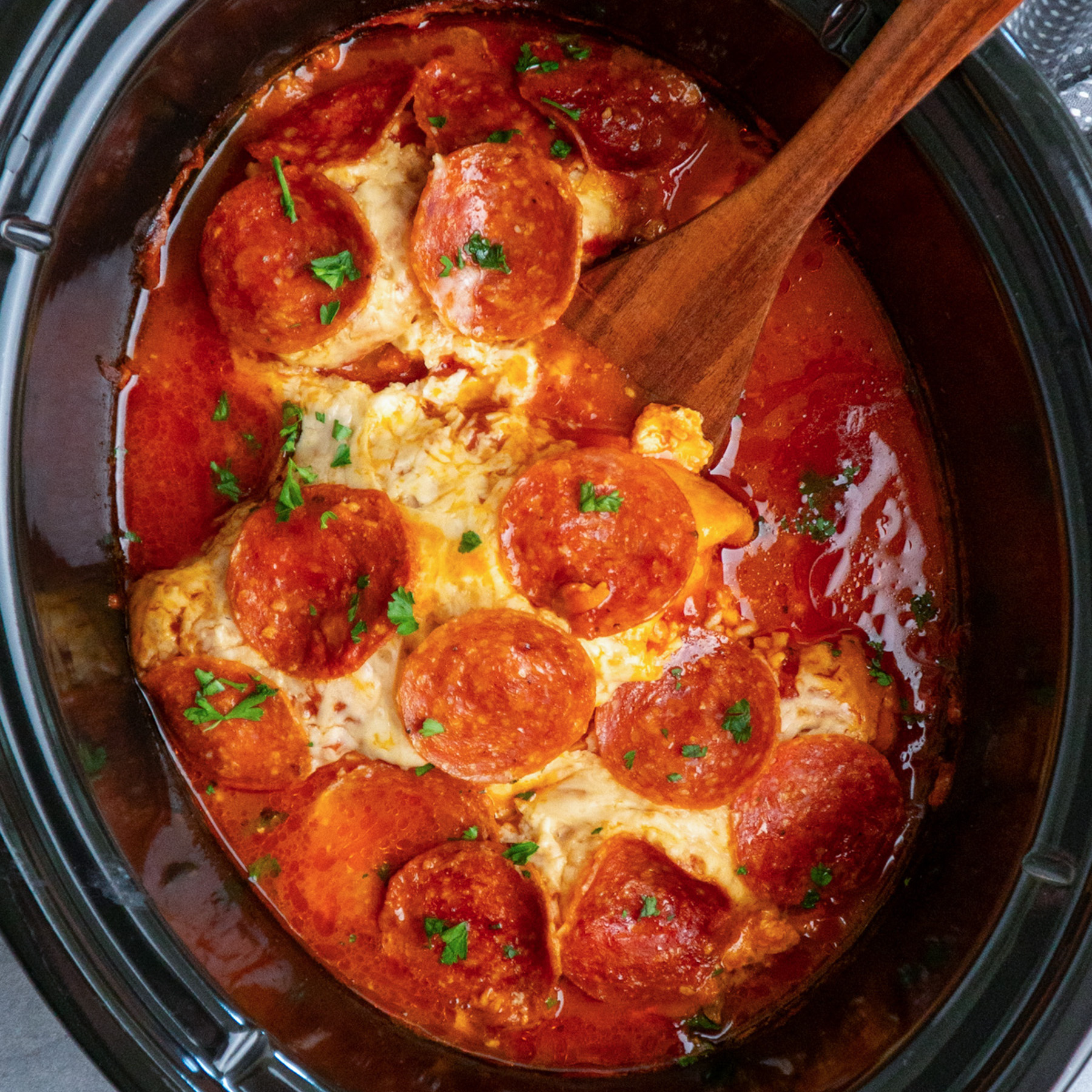 Slow Cooker Pizza Chicken