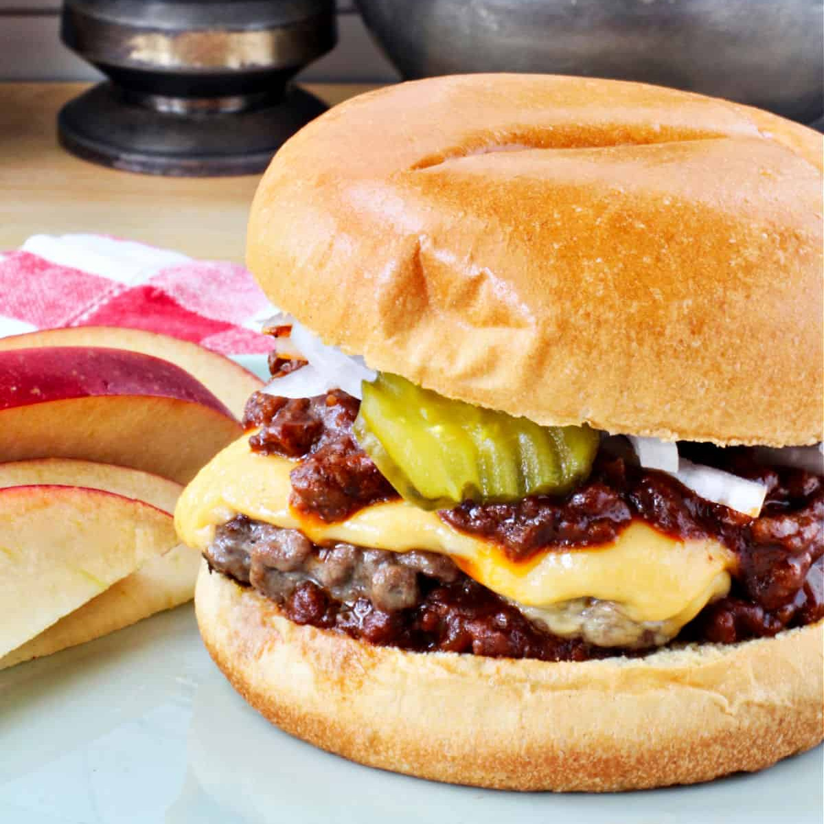 Chili Cheeseburger