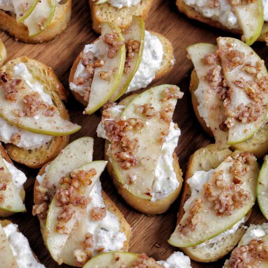 Apple Pecan Crostini