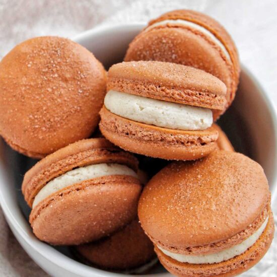 Churro Macarons