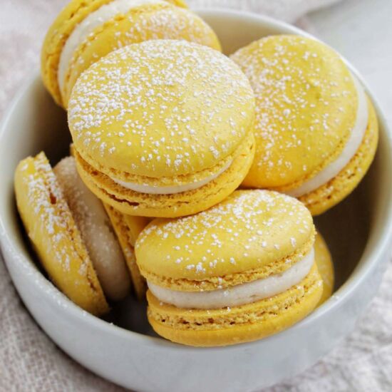 Gooey Butter Cake Macarons