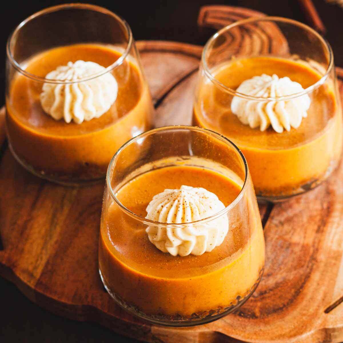 Easy No-Bake Pumpkin Pie Cups