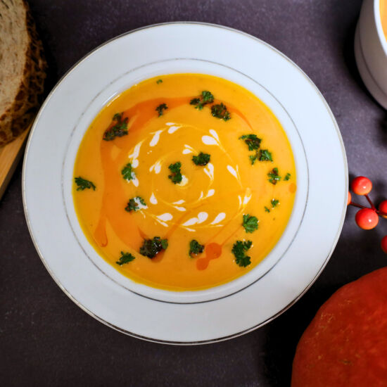 Pumpkin Soup (Classic or Vegan)