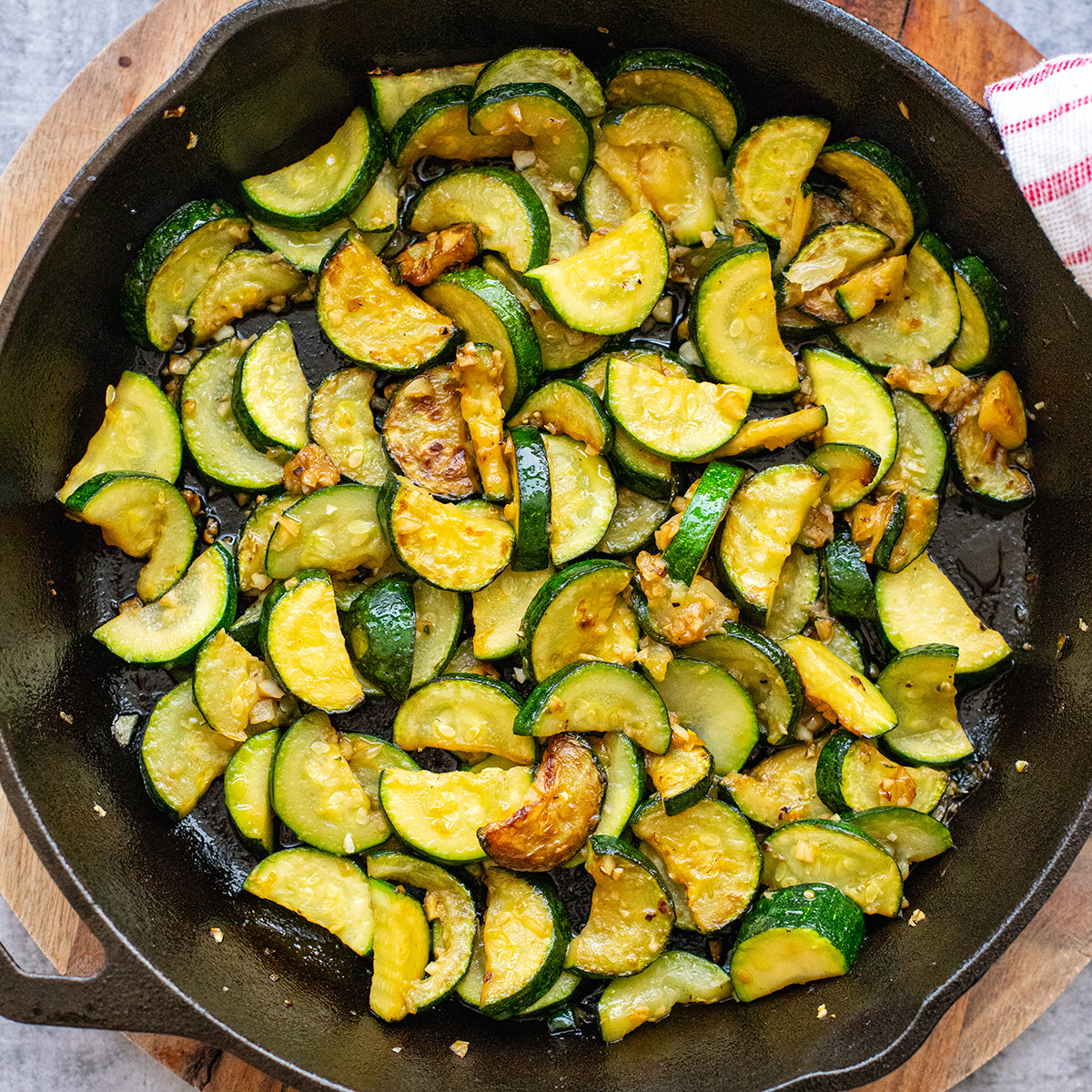 Sautéed Zucchini With Garlic