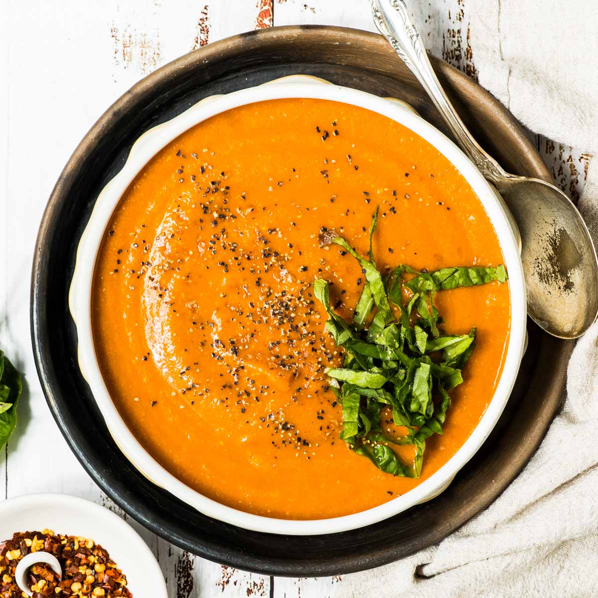 Easy Homemade Tomato Basil Soup