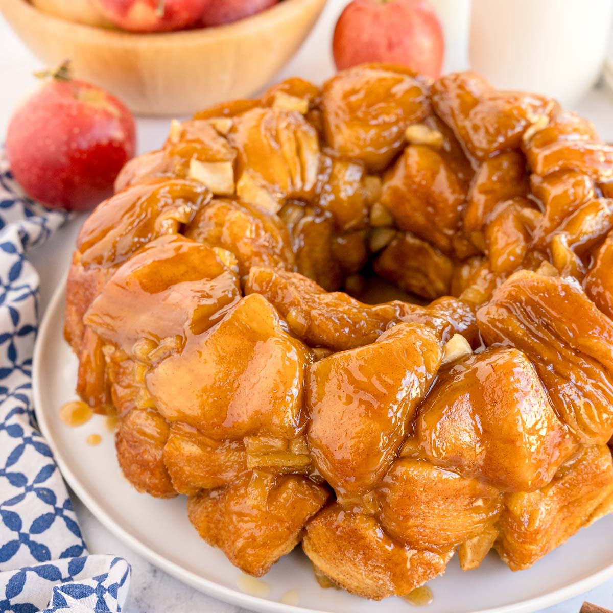Easy Apple Monkey Bread