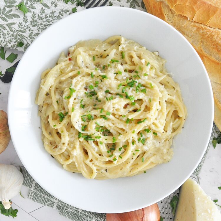 Creamy Onion Spaghetti