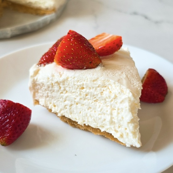 Easy 3-Ingredient Cheesecake