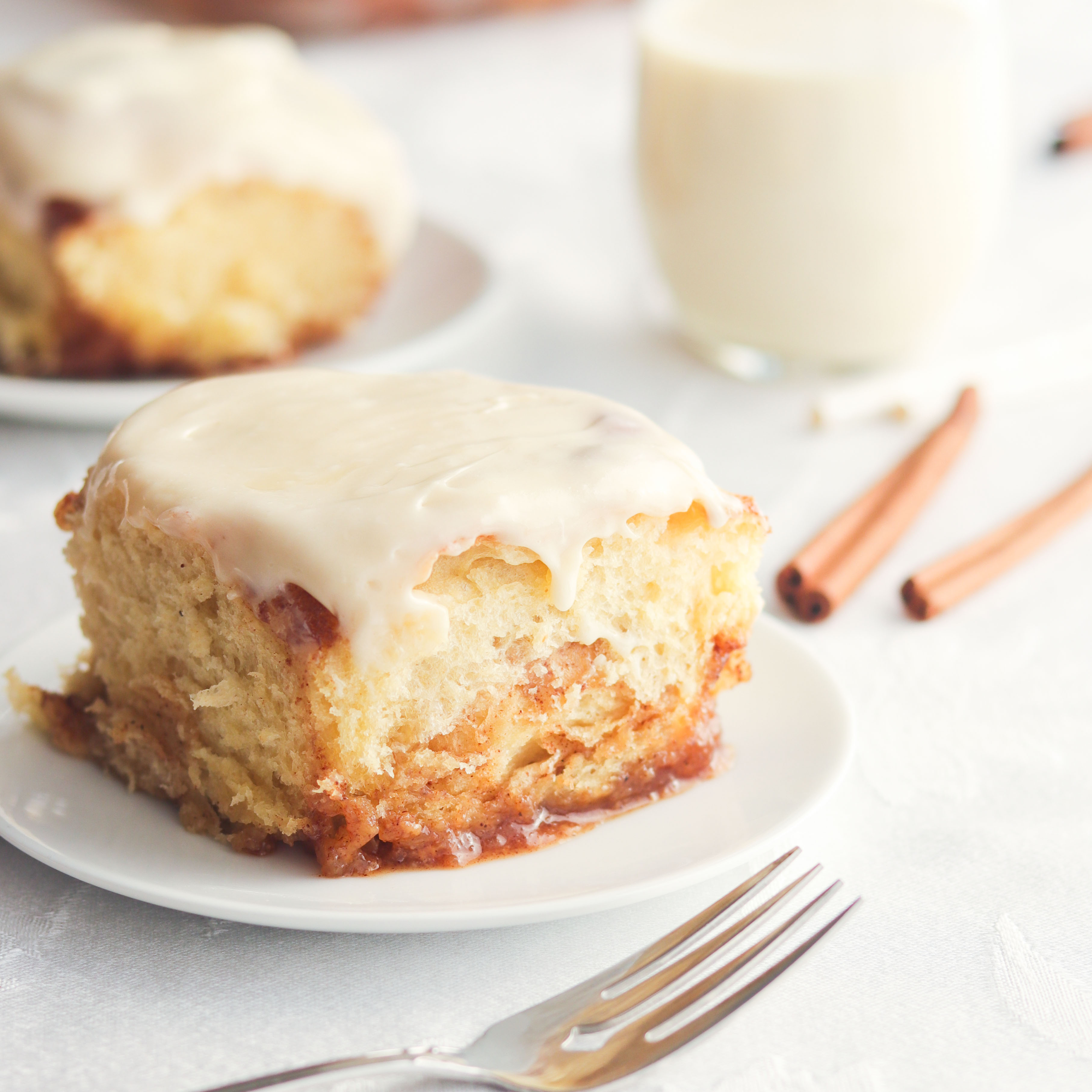 Eggnog Cinnamon Rolls