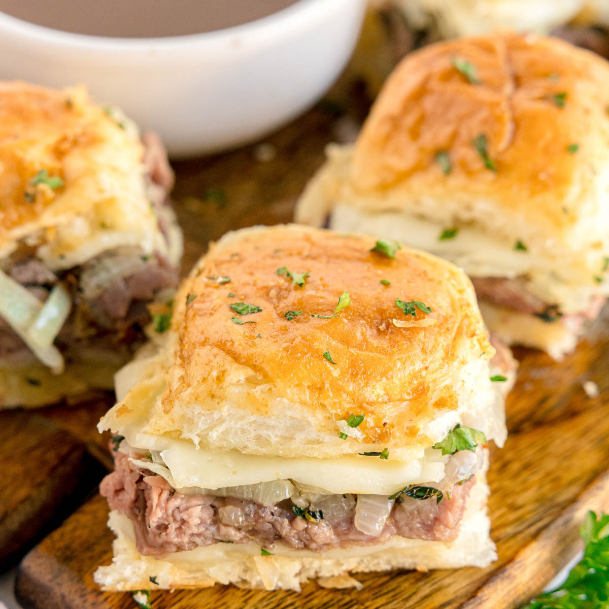 French Dip Sliders with Au Jus