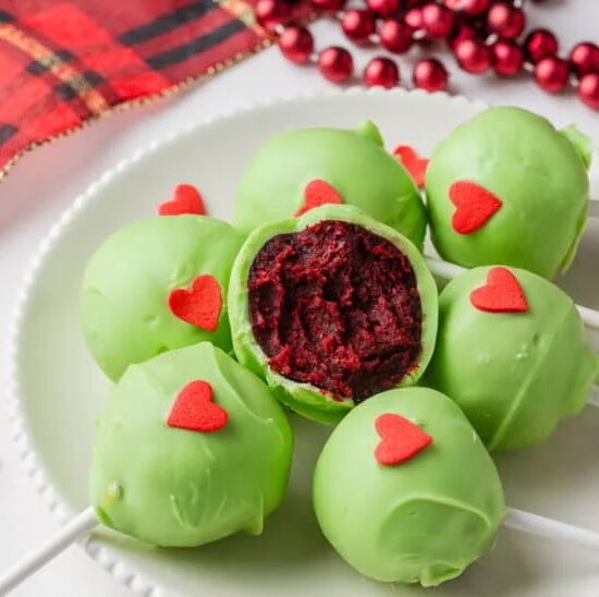 Grinch Cake Pops