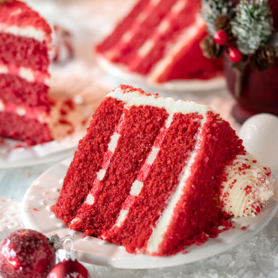 Red Velvet Cake with Frosting