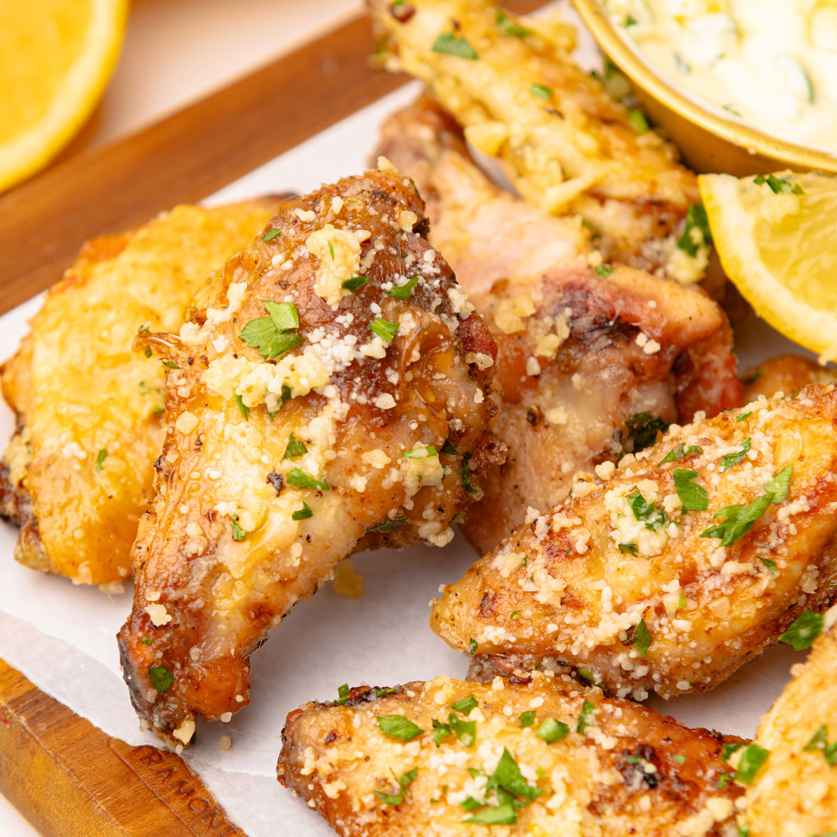 Air Fryer Garlic Parmesan Wings