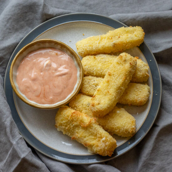 Air Fryer Mozzarella Sticks