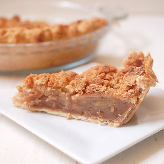 Apple Crumble Pie