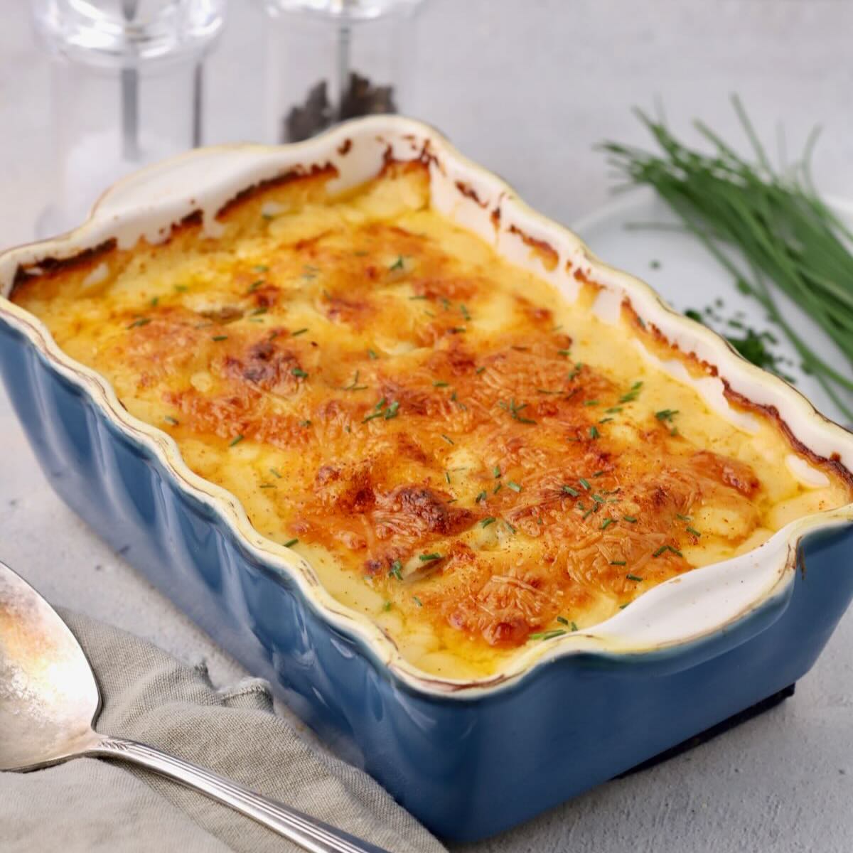 Cheesy Scalloped Potatoes