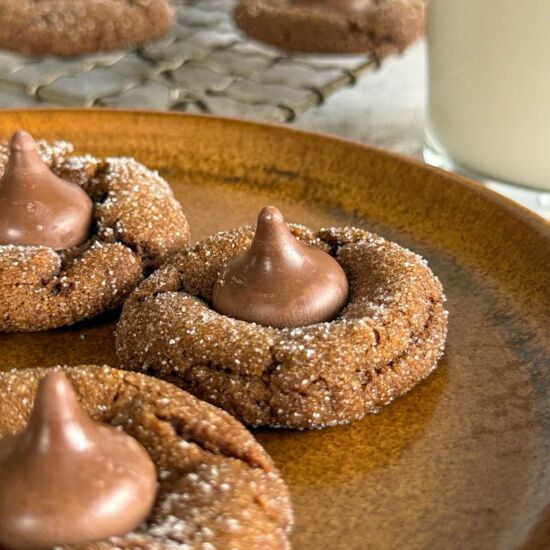Gingerbread Kiss Cookies
