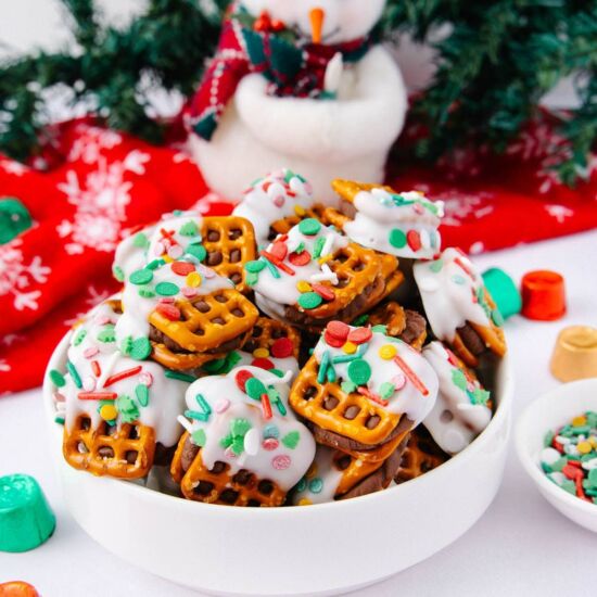 Christmas Pretzel and Rolo