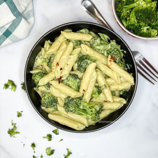 Vegan Instant Pot Broccoli Pasta