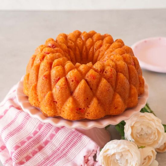 Easy Maraschino Cherry Bundt Cake