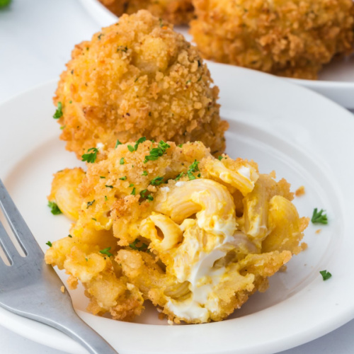 Fried Mac and Cheese Balls