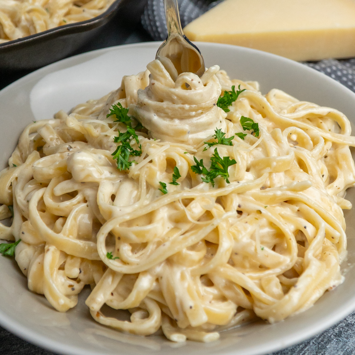 Fettuccine Alfredo
