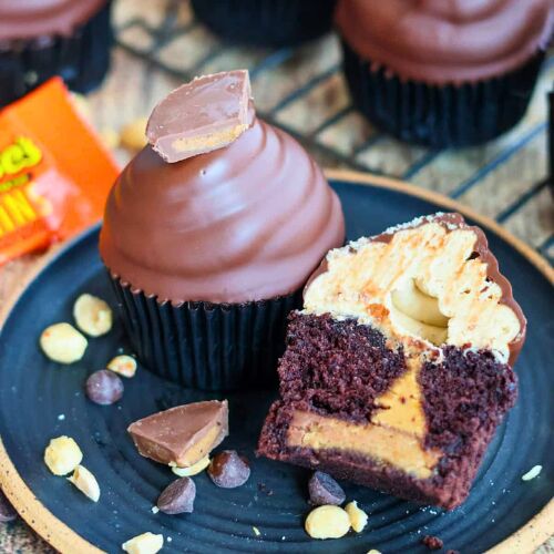 Chocolate Peanut Butter Cup Cupcake