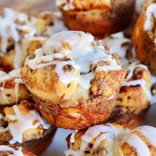 Easy Monkey Bread Muffins
